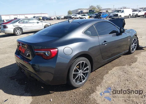 2018 Toyota 86 из США, поврежденный, VIN JF1ZNAA10J9700108